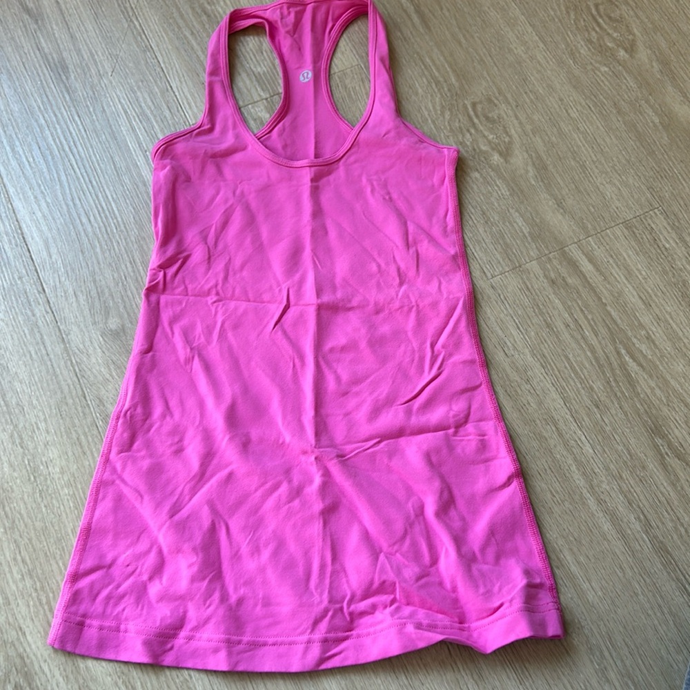 Lululemon tank top size 2